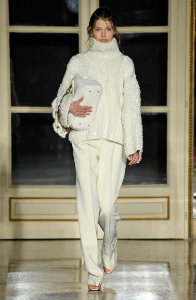 Mathilde Henning Ermanno Scervino Fall 2022 RTW MFW 1.png