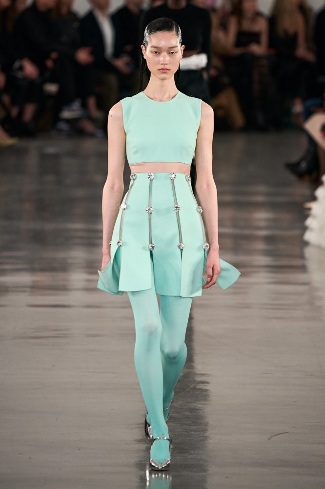 00029-giambattista-valli-fall-2022-ready-to-wear-paris-credit-alessandro-lucioni-gorunway.jpg