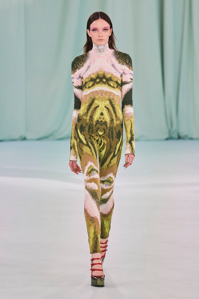 Megan Miles Del Core Fall 2022 RTW.jpg