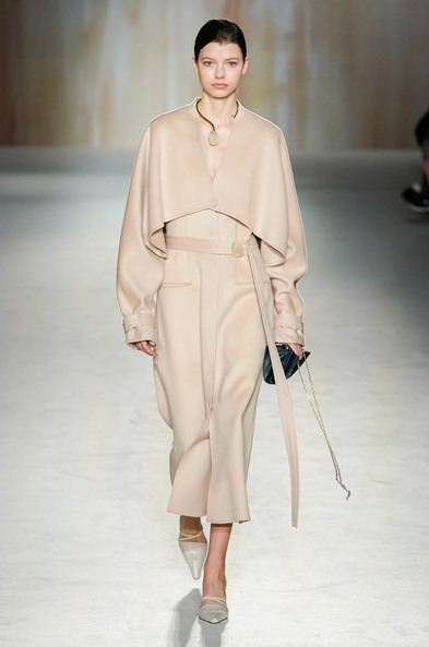 Mathilde Henning Giada Fall 2022 RTW MFW 1.png