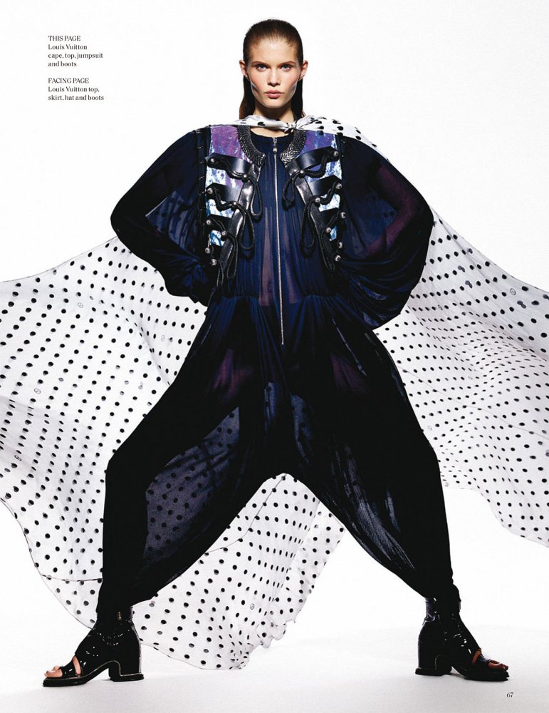 Vogue_Singapore_-_March_2022-67 拷貝.jpg