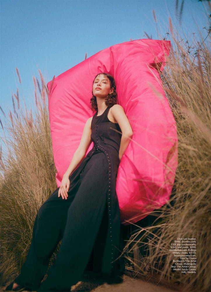 Marie_Claire_Australia_-_April_2022-107 拷貝.jpg
