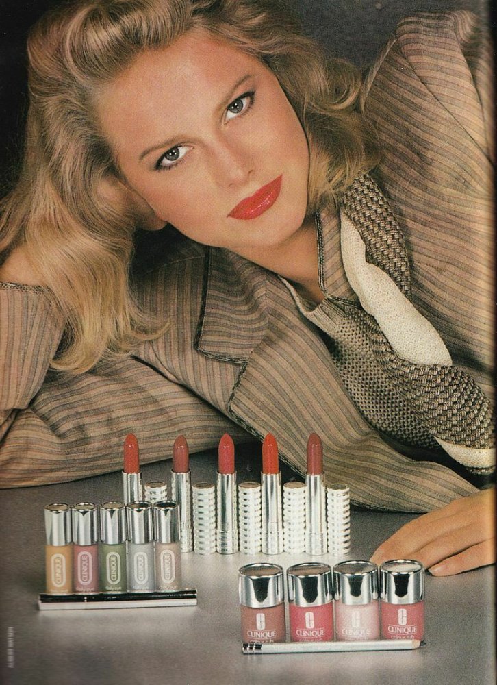 Vogue-Uk-1979-Esme-Marshall-Jerry-Hall-_57 (2).jpg