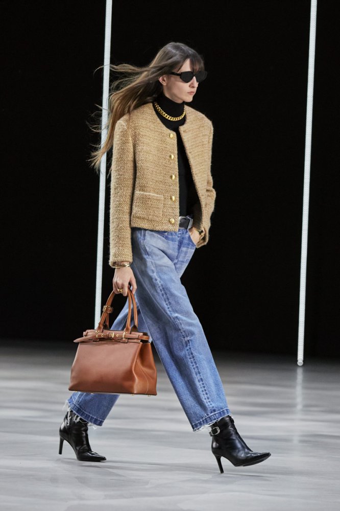 CELINE_WOMEN_WINTER22_WEB_LOOK_23_01.jpeg