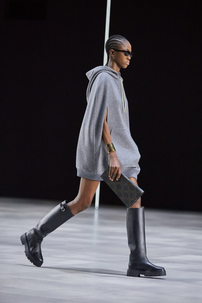 CELINE_WOMEN_WINTER22_WEB_LOOK_18_01.jpeg