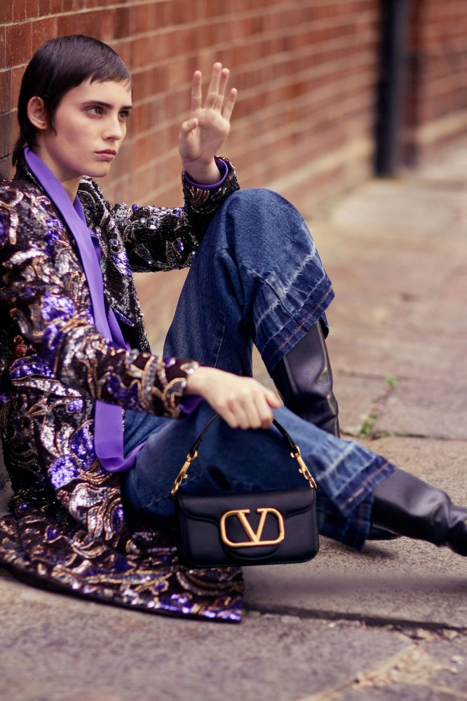 00033-valentino-pre-fall-2022-credit-brand.jpeg
