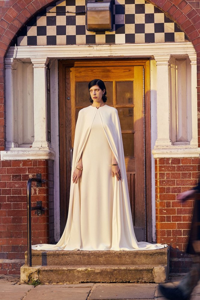 00038-valentino-pre-fall-2022-credit-brand.jpeg