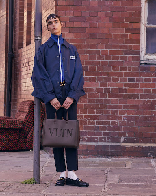 valentino_woman-man_fall22_1080x1350_3.jpeg