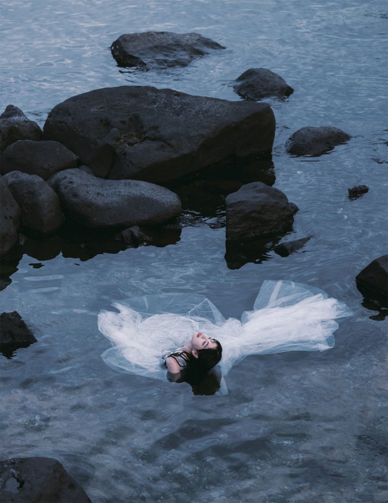 Vogue_Singapore_-_May_2022-129 拷貝.jpg