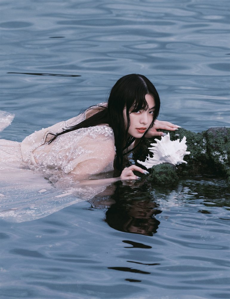 Vogue_Singapore_-_May_2022-131 拷貝.jpg