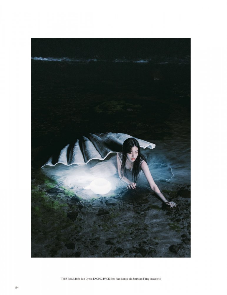 Vogue_Singapore_-_May_2022-136 拷貝.jpg