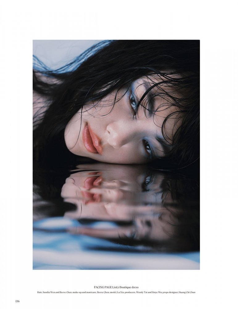Vogue_Singapore_-_May_2022-138 拷貝.jpg