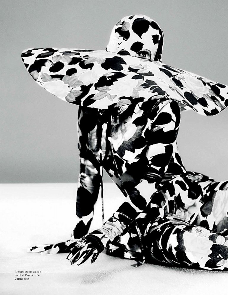 Vogue Singapore - Issue 15, JulyAugust 2022-132 拷貝.jpg