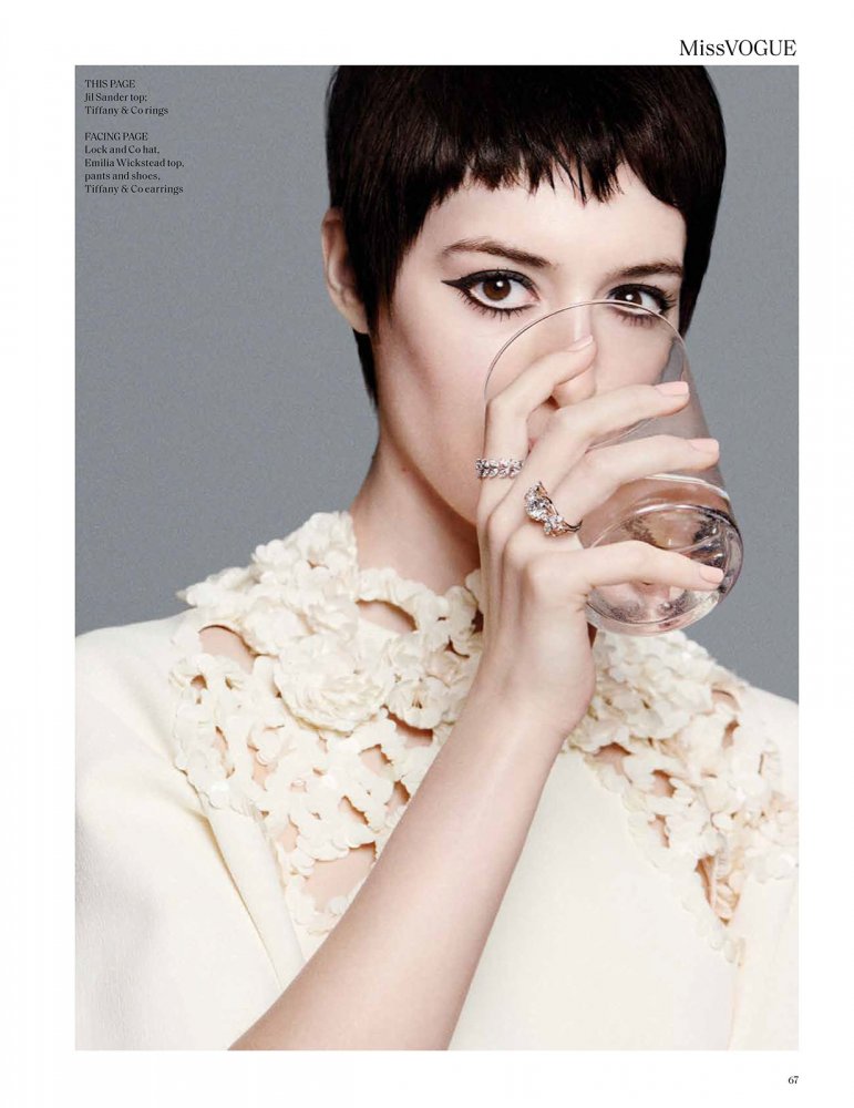Vogue Singapore - Issue 15, JulyAugust 2022-67 拷貝.jpg