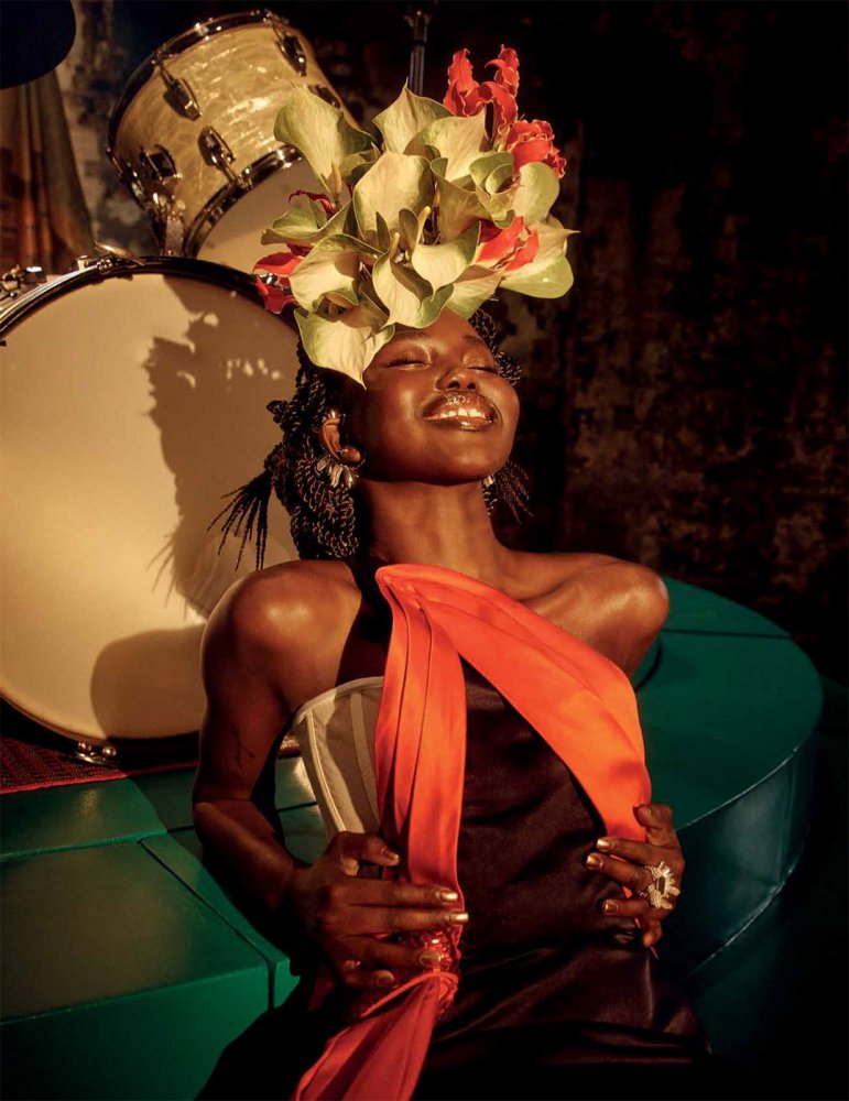 Vogue Singapore - Issue 15, JulyAugust 2022-158 拷貝.jpg