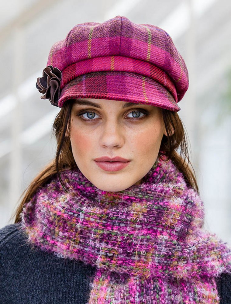 newsboyleadpinkplaid__02511.jpg