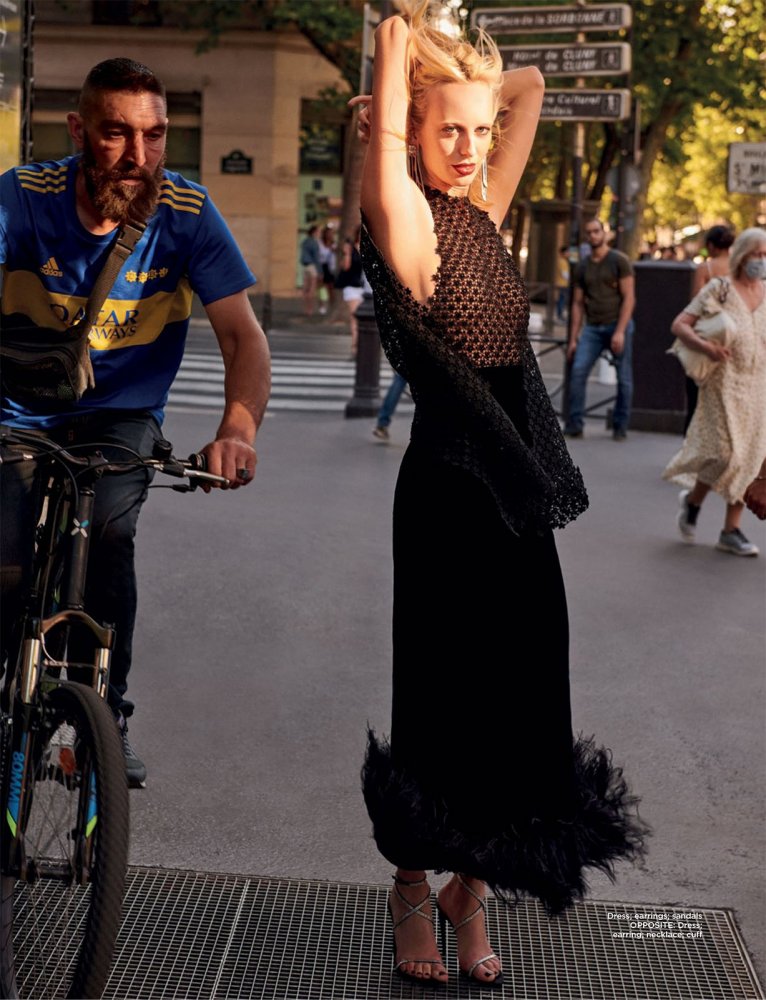 Harpers_Bazaar_Singapore_-_August_2022-120 拷貝.jpg