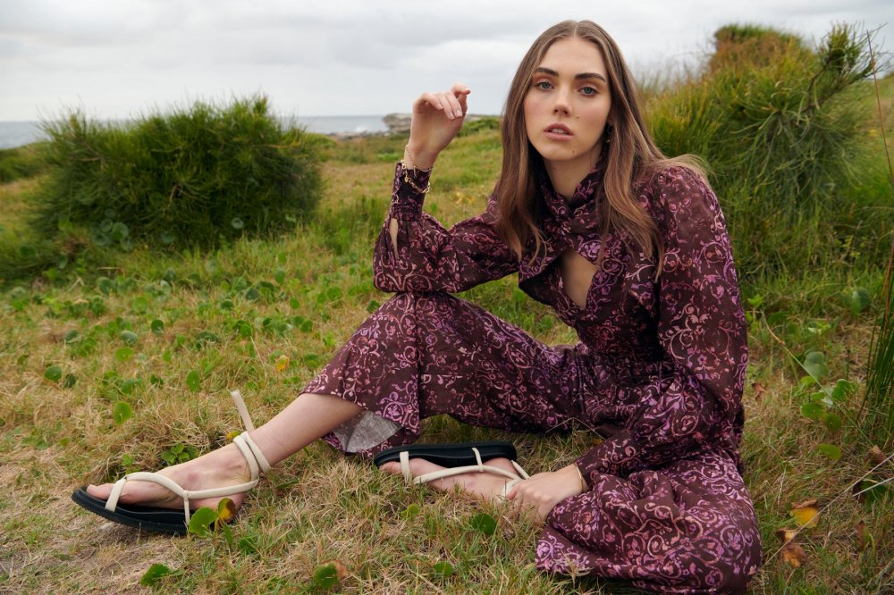 01-211206_KATEFORD-73920_1800x.jpg 01-211206_KATEFORD-73920_1800x.jpg