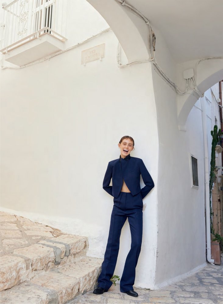 Elle Canada - September 2022-109 拷貝.jpg Elle Canada - September 2022-109 拷貝.jpg