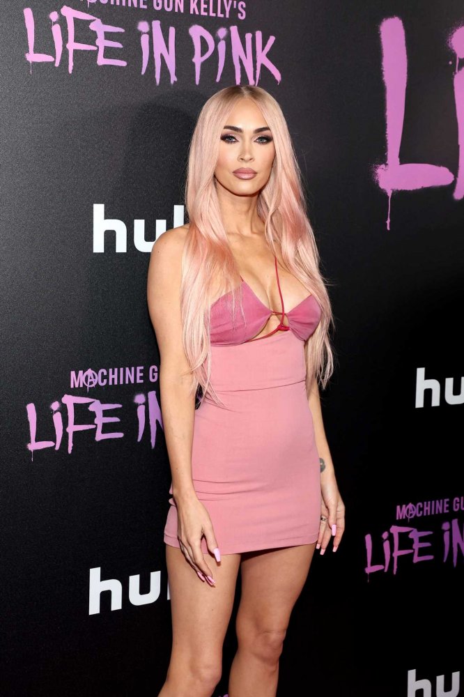 Machine_Gun_Kelly_s_Life_In_Pink_New_York_Premiere_281029.jpg