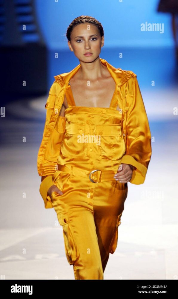 mayte s06armand-basi-.jpg mayte s06armand-basi-.jpg