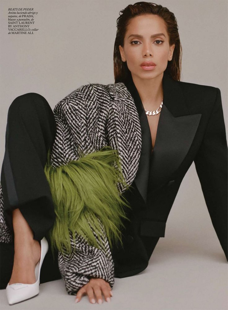 Vogue Mexico & Latin America September 2022 : Anitta by