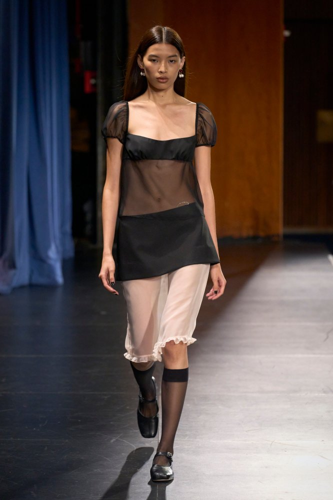 00040-sandy-liang-spring-2023-ready-to-wear-credit-gorunway.jpg