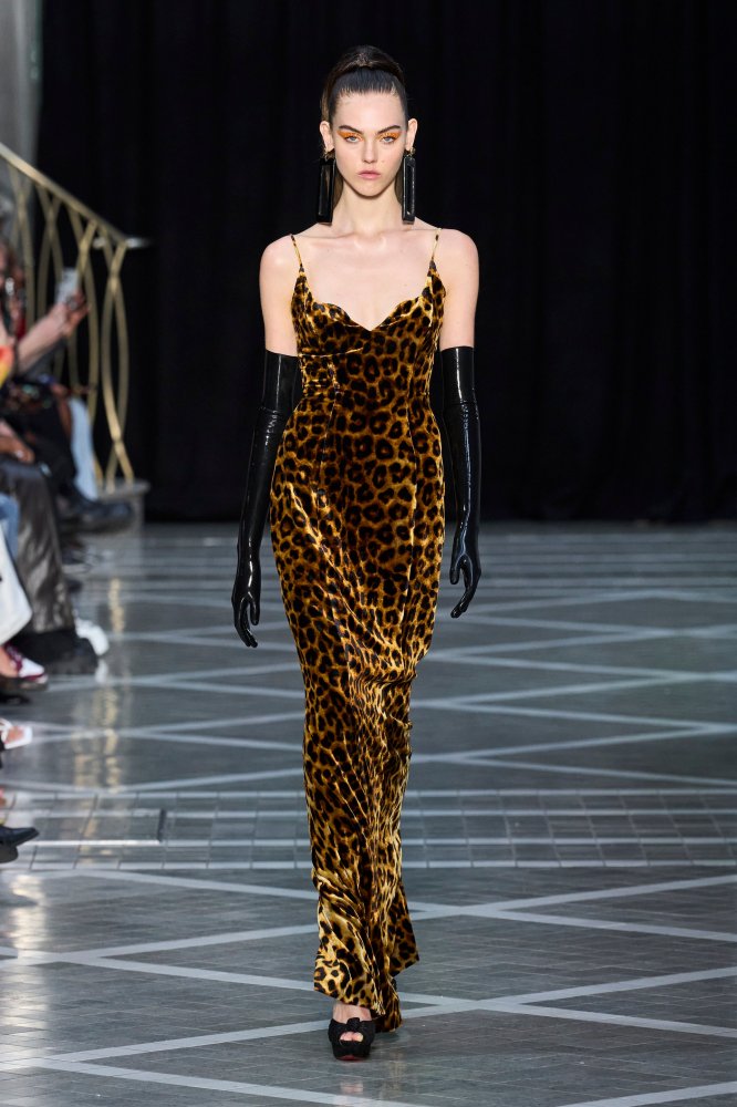 00007-halpern-spring-2023-ready-to-wear-credit-gorunway.jpg 00007-halpern-spring-2023-ready-to-wear-credit-gorunway.jpg