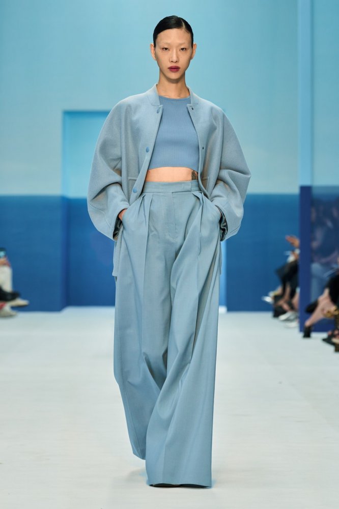 00036-max-mara-spring-2023-ready-to-wear-credit-gorunway.jpg