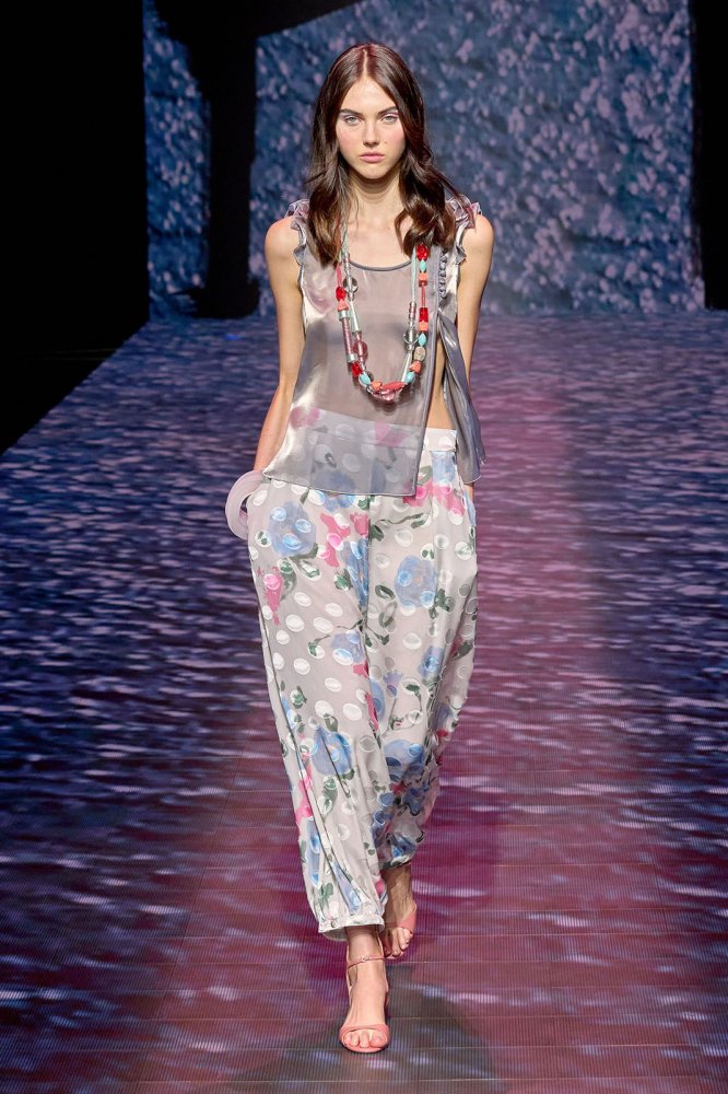 00038-emporio-armani-spring-2023-ready-to-wear-credit-gorunway 拷貝.jpg 00038-emporio-armani-spring-2023-ready-to-wear-credit-gorunway 拷貝.jpg