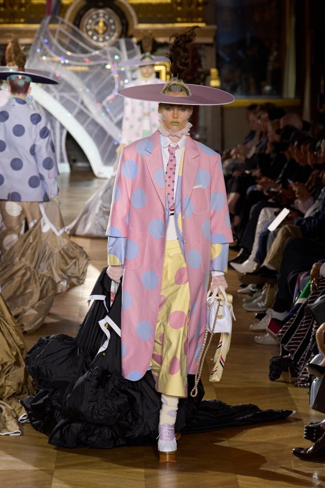 00051-thom-browne-spring-2023-ready-to-wear-credit-gorunway.jpg