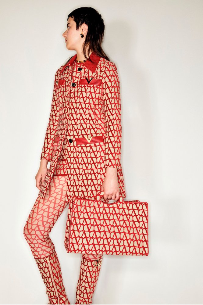 00023-valentino-resort-2023-credit-brand.jpeg