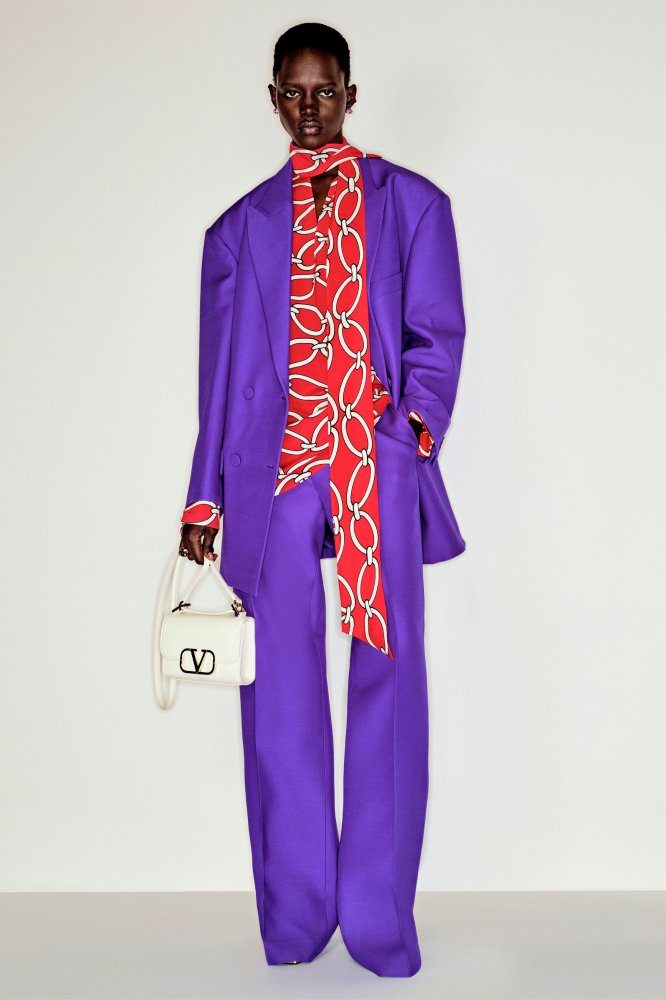 00031-valentino-resort-2023-credit-brand.jpeg