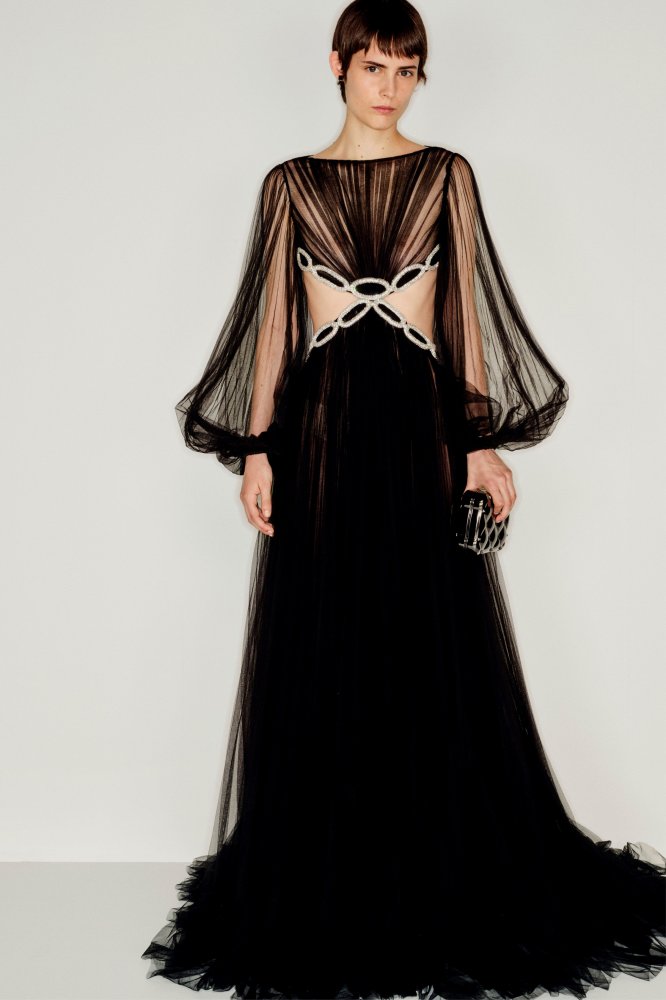 00040-valentino-resort-2023-credit-brand.jpeg