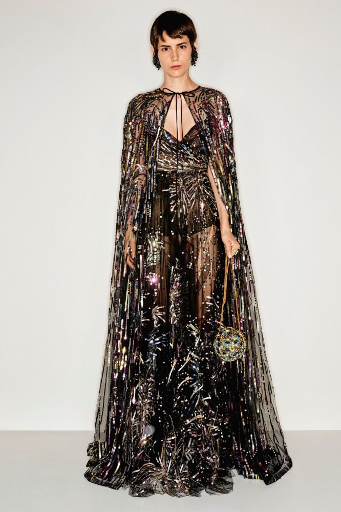 00041-valentino-resort-2023-credit-brand.jpeg