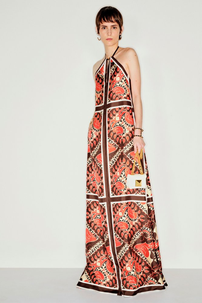 00055-valentino-resort-2023-credit-brand.jpeg