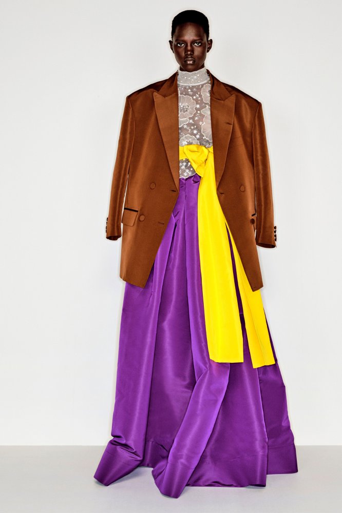00065-valentino-resort-2023-credit-brand.jpeg
