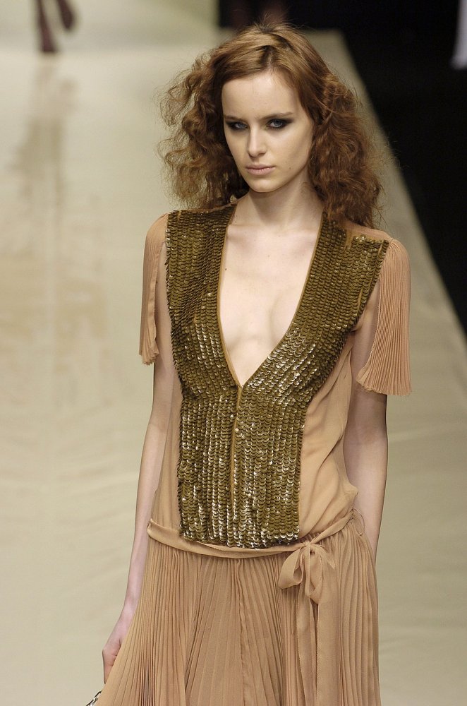 NikaGlobokar f04paolaFrani-brB-1d.jpg