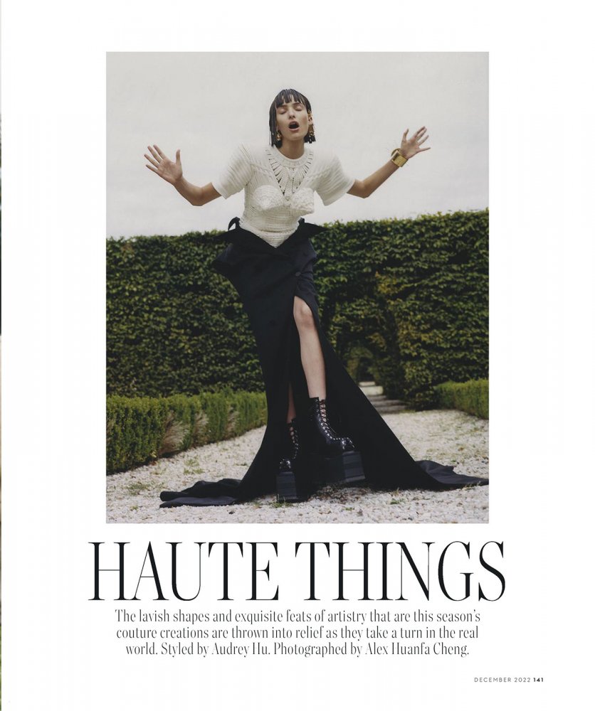 Vogue_Australia_-_December_2022-157 拷貝.jpg