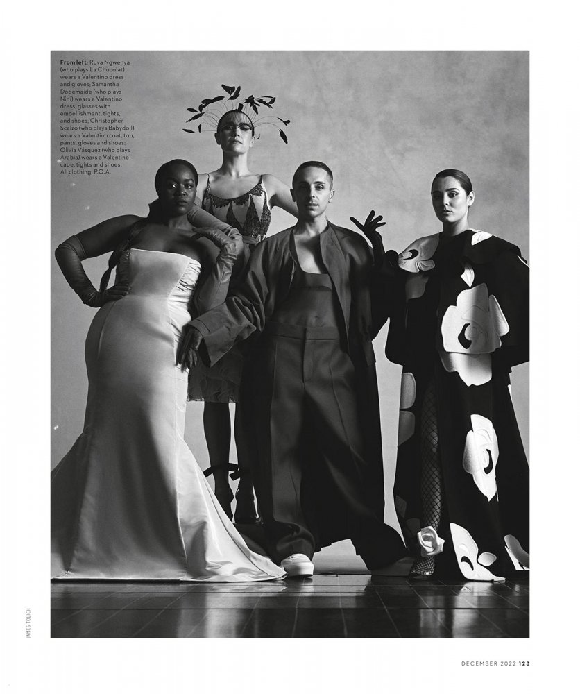 Vogue_Australia_-_December_2022-139 拷貝.jpg