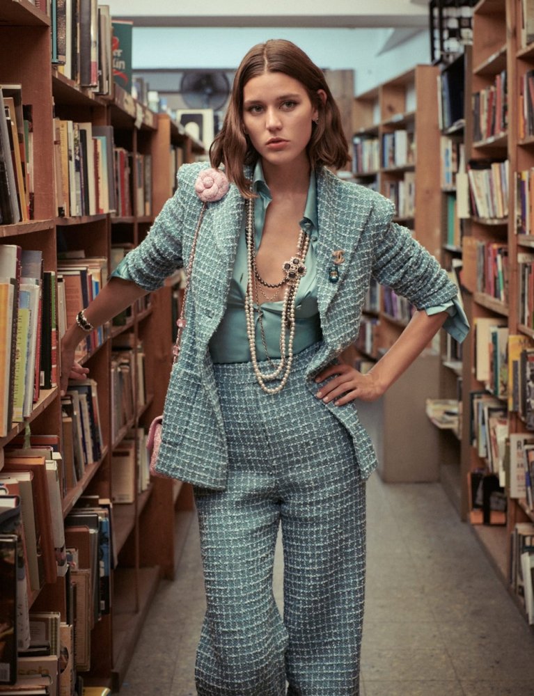 chanel_ss-2023-pre-collection_vivienne-rohner-by-theo-wenner-6-LD-Large.jpeg