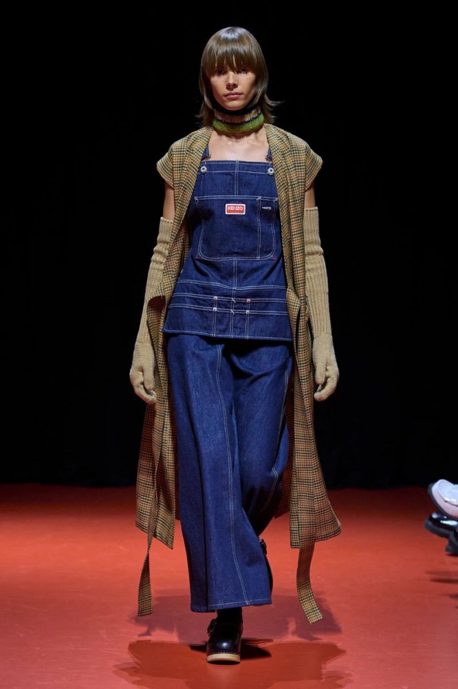 1856673-800w.jpg 1856673-800w.jpg