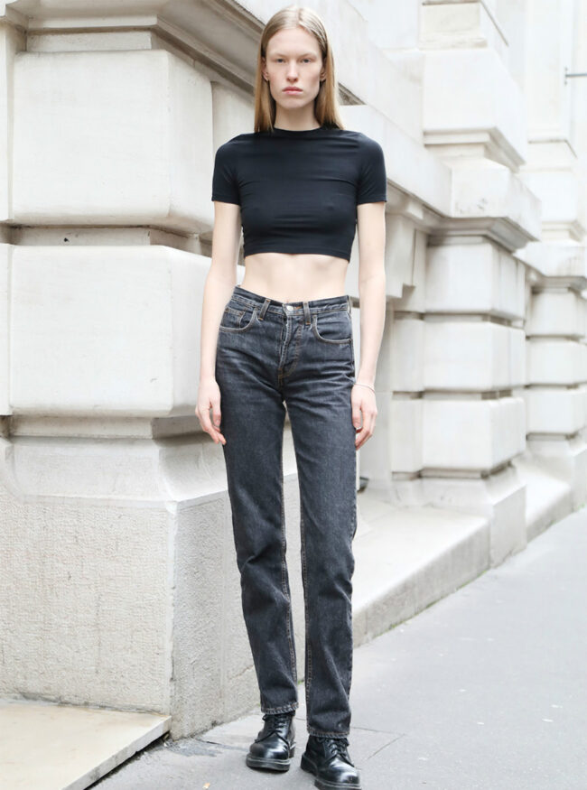 Pola002-650x875.jpg Pola002-650x875.jpg