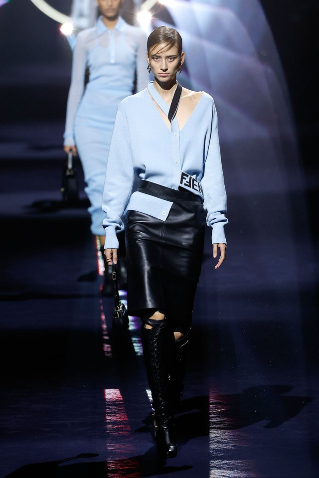 Fendi_AW23_Womenswear_051.width-640_CLCz7cXiFgAe5BGC.jpg