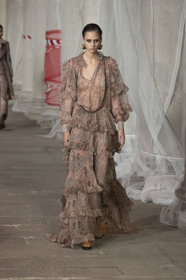 ETRO_AW23_044.width-640_CcpxYf7eckT8wO23.jpg