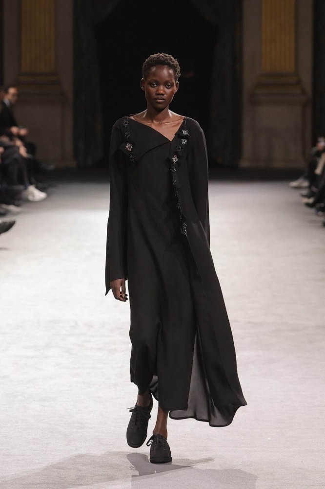 YohjiYamamoto_2023aw_042.jpg