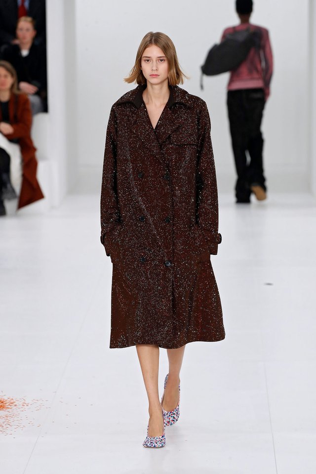 Loewe_AW23_Womenswear_020.width-640_zzCTvZrNvKhwWnZD.jpg