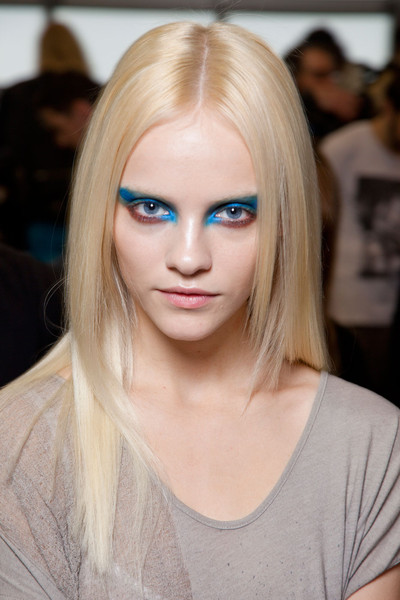 Prabal+Gurung+Fall+2012+Backstage+SQ6RTtpQWc_l.jpg