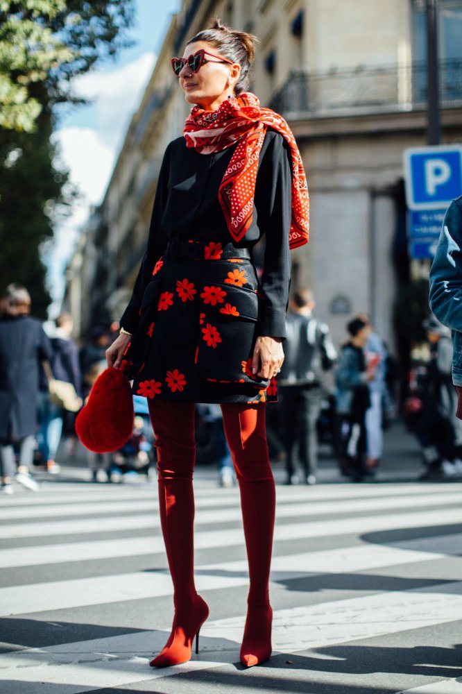 giovanna-battaglia-paris-fashion-week-street-style-spring-2018-1.jpg