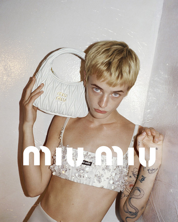 MIU-MIU-Holiday-2022-02.jpg